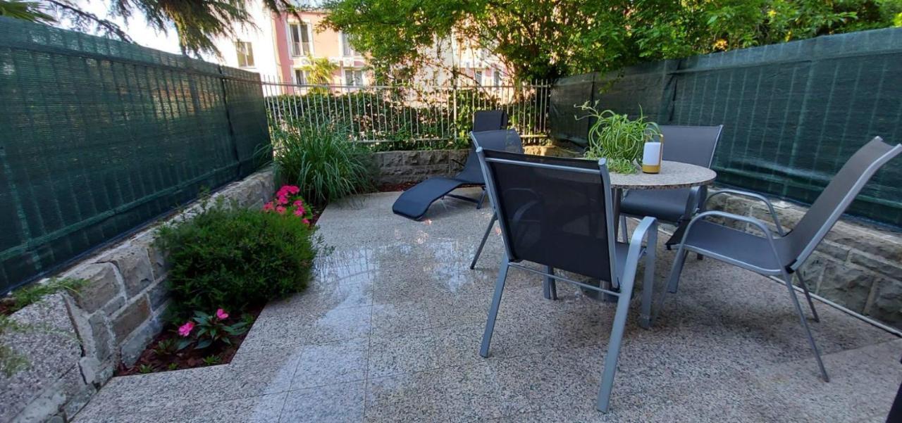 Apartma Zusterna Za Bazenom Koper Dış mekan fotoğraf