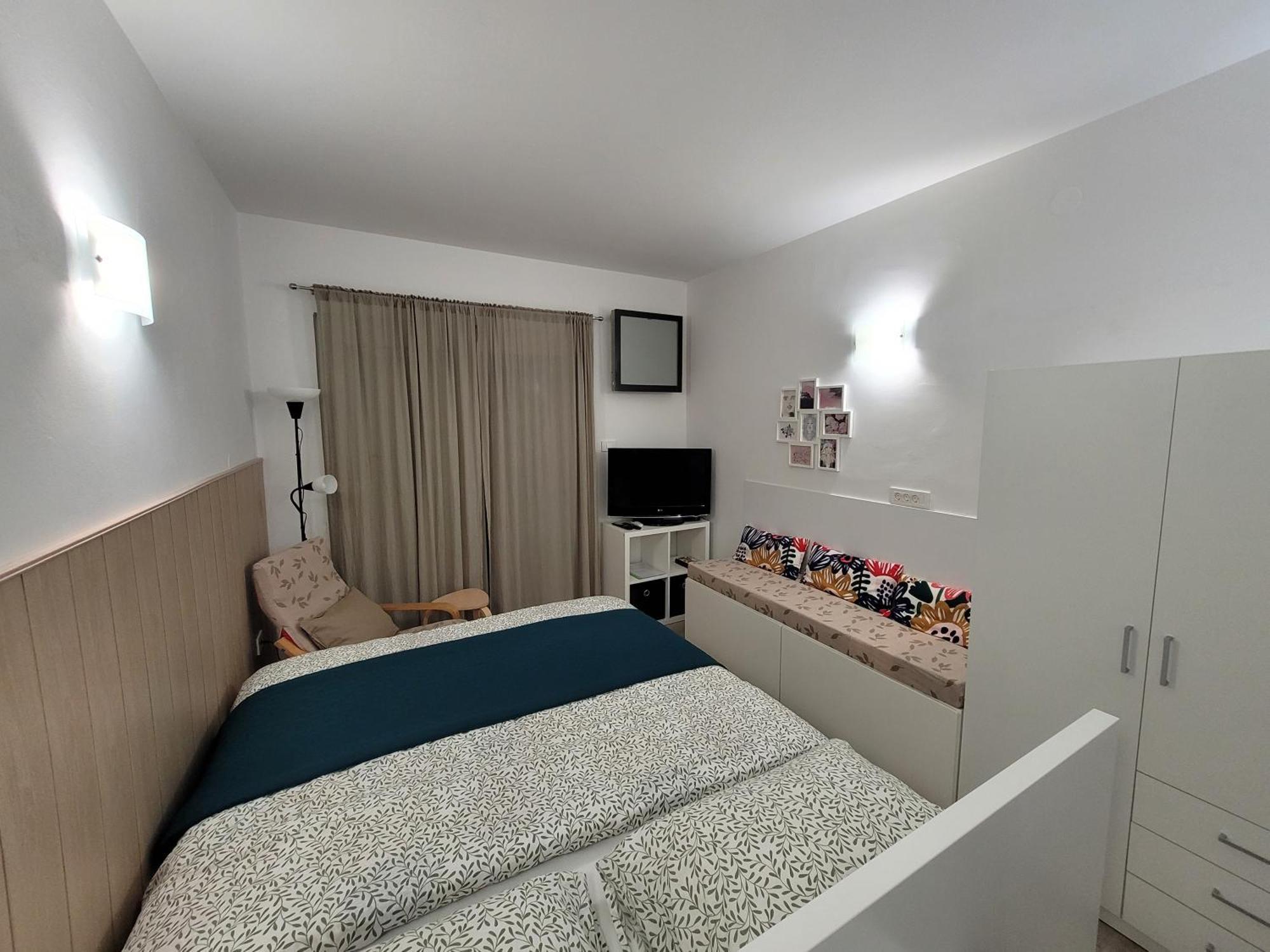 Apartma Zusterna Za Bazenom Koper Dış mekan fotoğraf